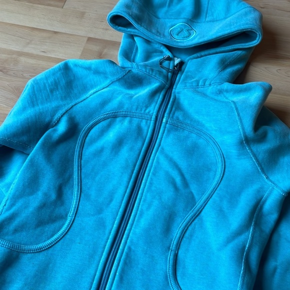Lululemon scuba hoodie size 2 - Picture 2 of 5